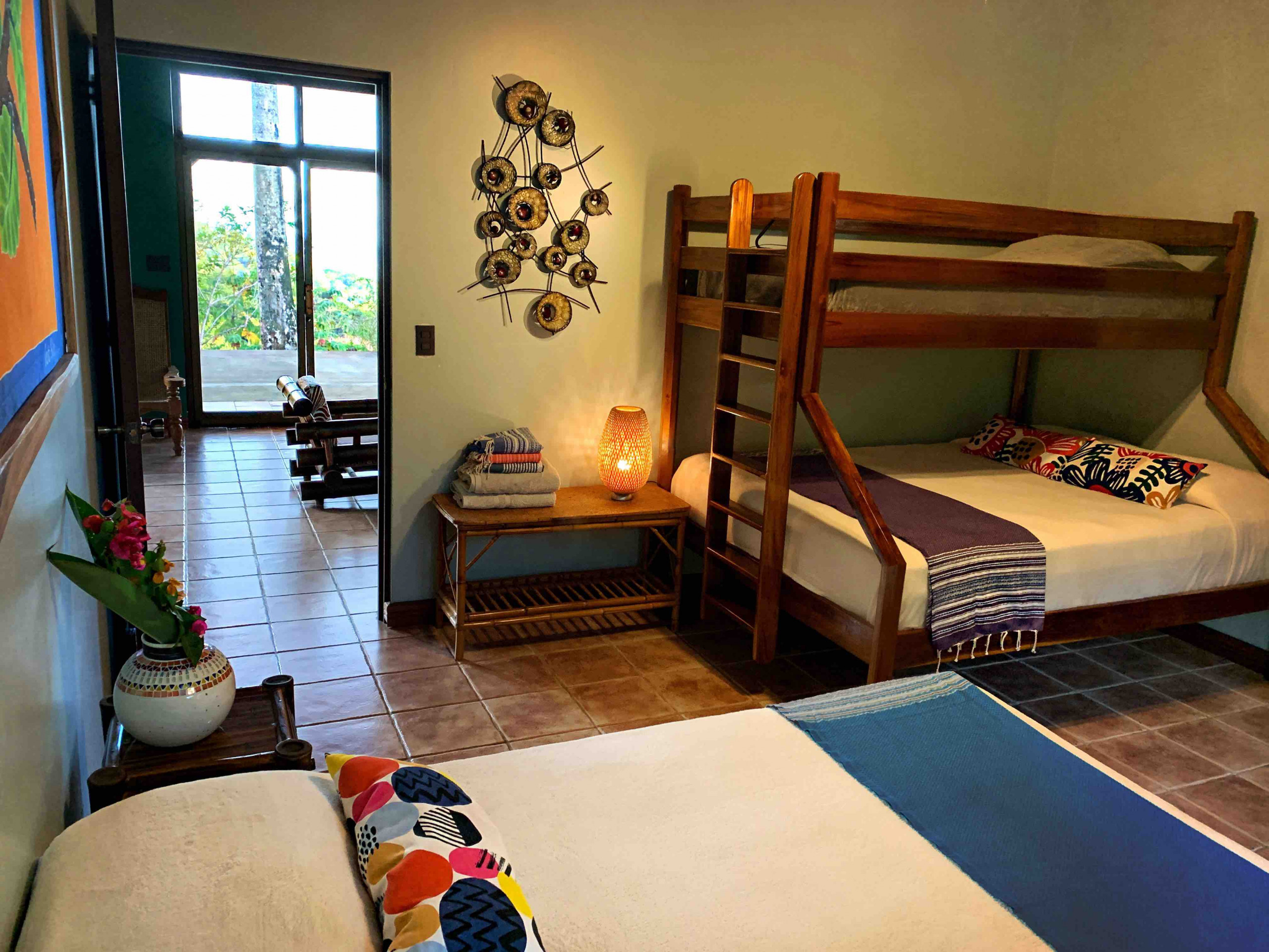 Colibri room